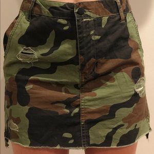 Forever 21 camouflage distressed mini skirt